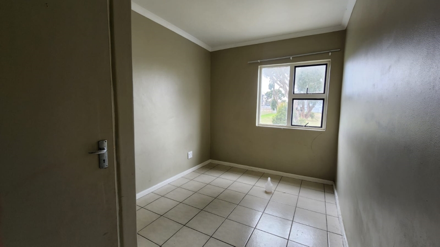 To Let 2 Bedroom Property for Rent in Maitland Western Cape